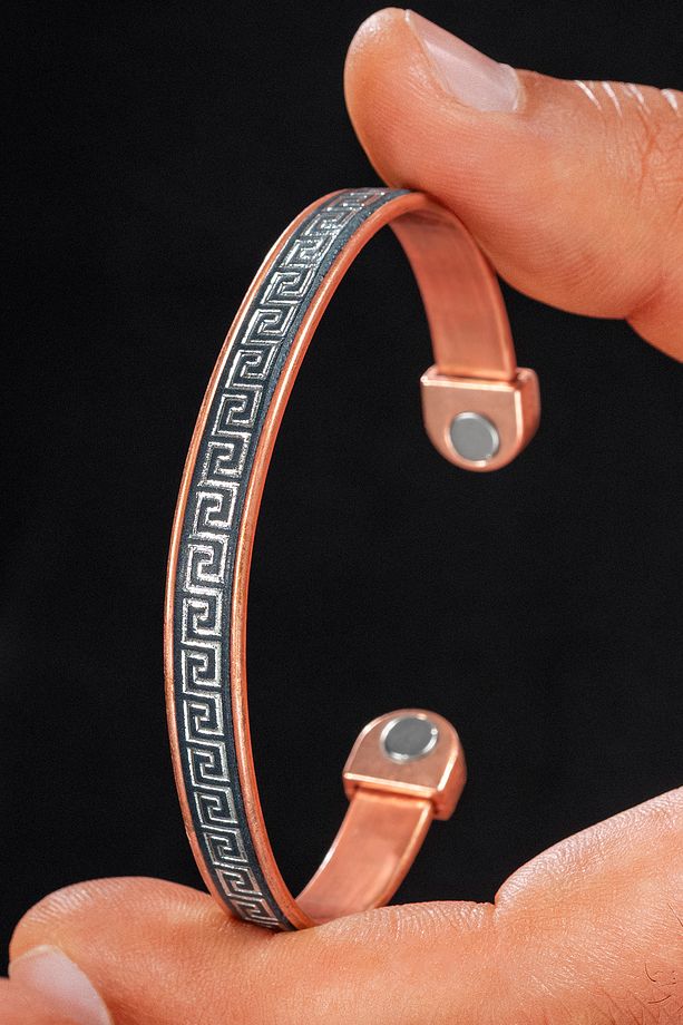 Erkek Kadın Bakır Bileklik - Üstü Siyah Hakiki Deri Grek İşlemeli Mıknatıslı Model Metal Kutu Kuvars - 2