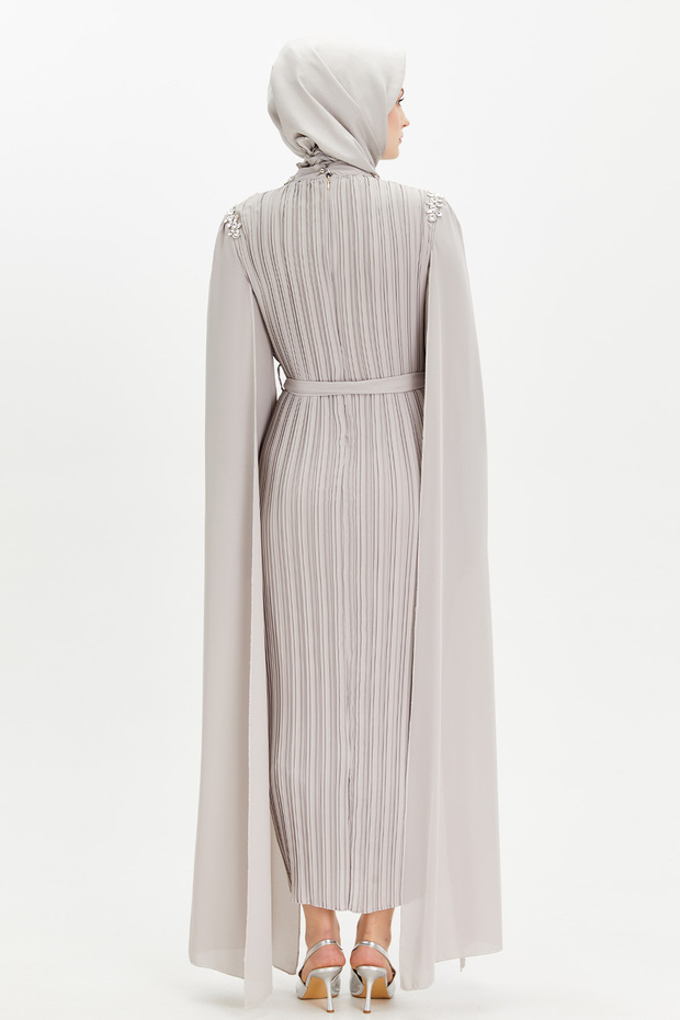 Pelerin Kol Piliseli Elbise - 8