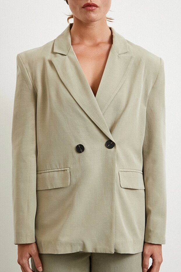 سترة بليزر من الكتان بزر مزدوج باللون الرمادي - 4