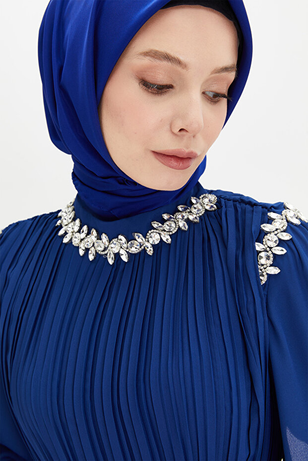 Pelerin Kol Piliseli Elbise - 5