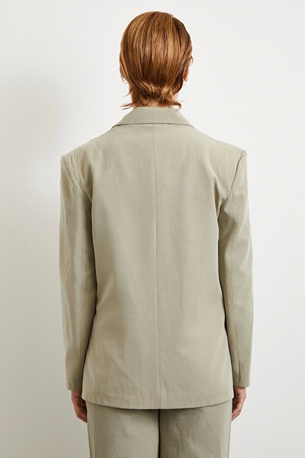 سترة بليزر من الكتان بزر مزدوج باللون الرمادي - 6