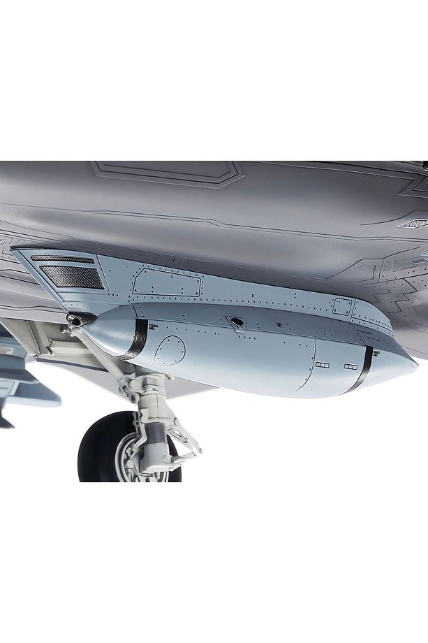1/48 Lockheed Martin F-35C Lightning II Plastik Uçak Maket Kiti, Demonte Hobi Seti - 3