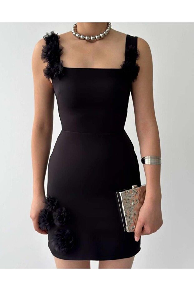 فستان كيو ميني - 2