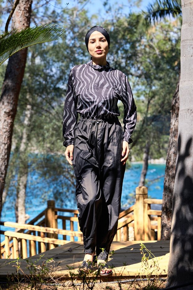 Pleated Leg Nouréa Model Design Hijab Jumpsuit Swimsuit