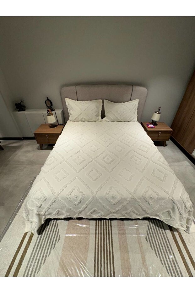 مفرش سرير كبير الحجم من بوتيك شينيل دايلينج - 4