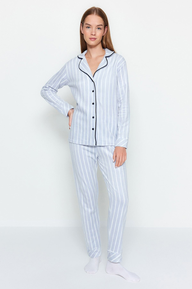 Mavi Çizgili Biye Detaylı Uyku Bantlı Polar Kışlık Örme Pijama Takımı THMAW22PT0360 - 4