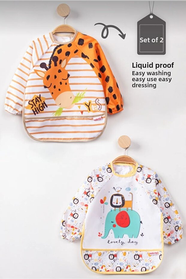 Giraffe and Lion Pattern Sleeved Baby Food and Activity Bib