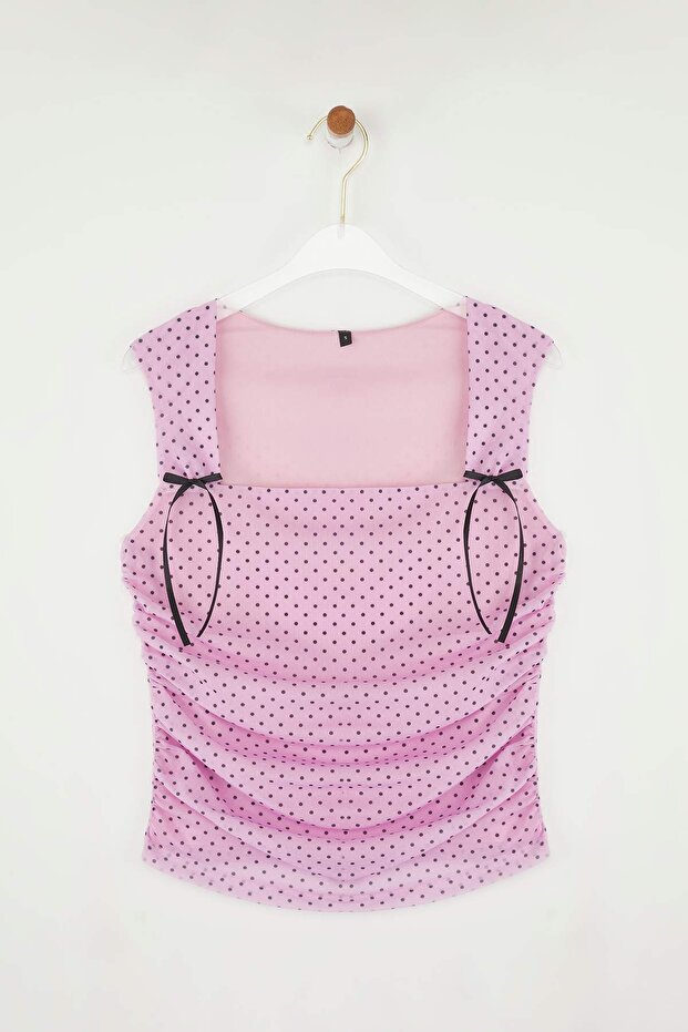 Pembe Puantiyeli Astarlı Baskılı Tül Vücuda Oturan Crop Fiyonk Detaylı Örme Bluz TWOSS25BZ00033 - 5