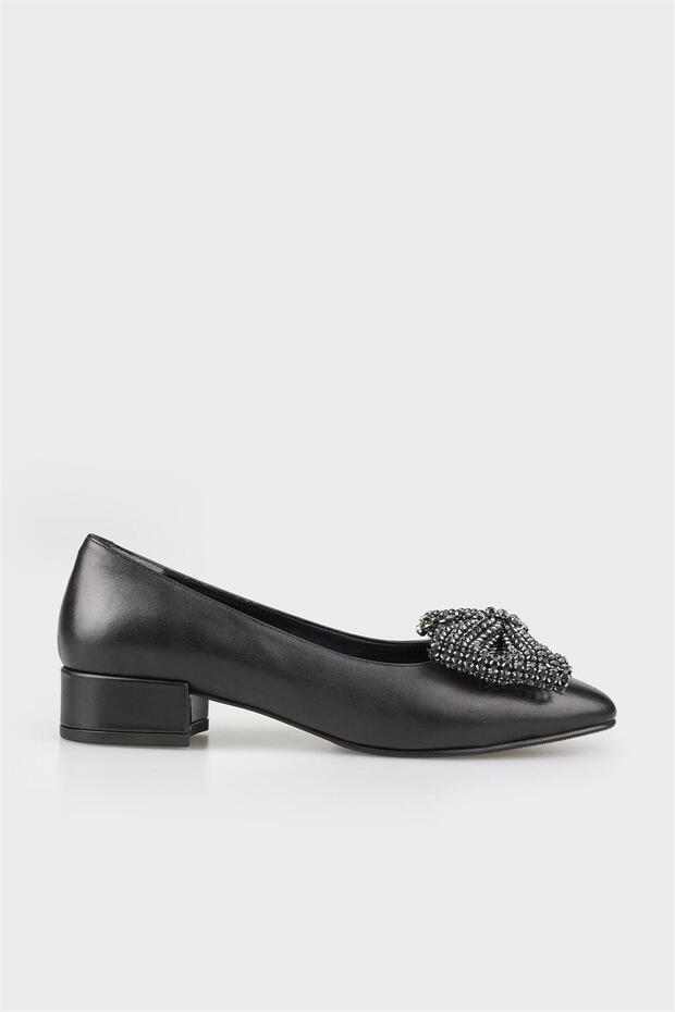Black Leather Women's Heeled Shoes