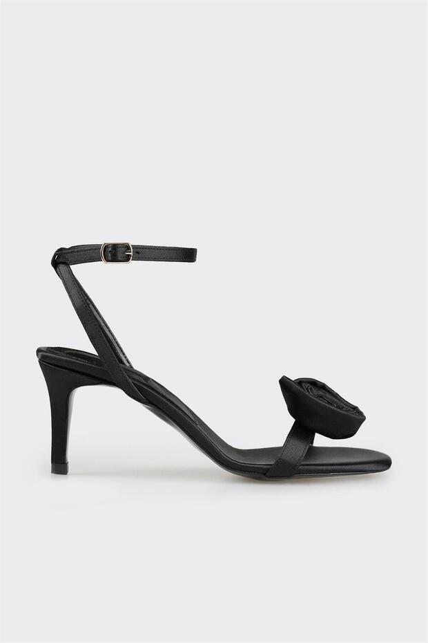 Black Women's Heeled Sandals