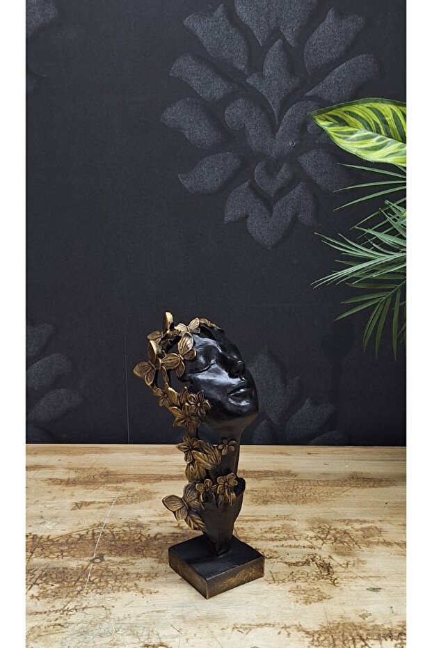 Çiçekli Kadın Büst - 4