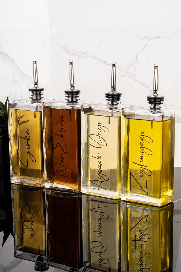 4-Piece 500 ml Oil Pot Silver Cover Glass Oil Pot Olive Oil And Sunflower Oil Labeled Sauce Pot Vinegar Holder