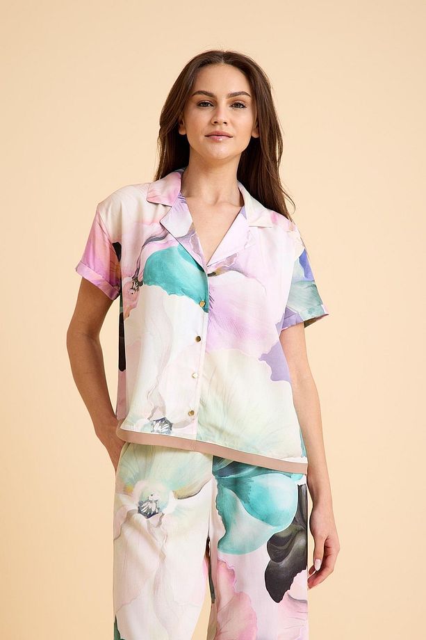 Paradise Çiçek Desenli Ultra Hafif Viskon İpeksi Pijama Set - 1