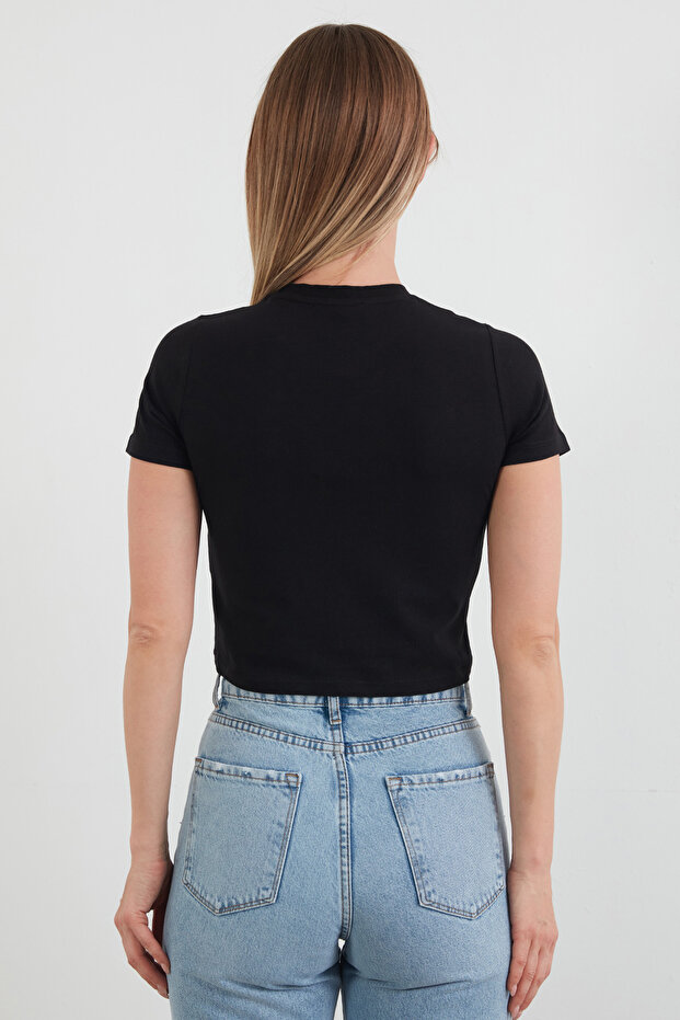 Basic Bisiklet Yaka Crop Tişört - 4