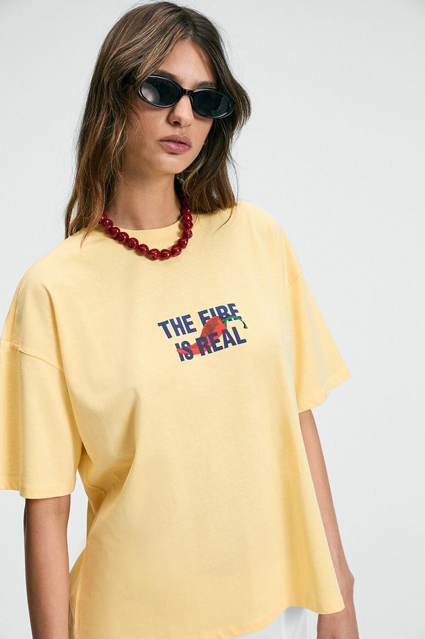 CASSIANE Kadın Bisiklet Yaka Kısa Kollu Ön Ve Arka Baskılı Regular Sarı T-Shirt - 3