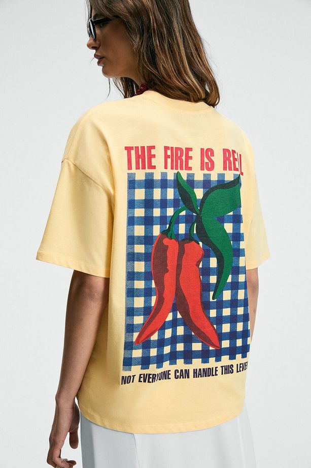 CASSIANE Kadın Bisiklet Yaka Kısa Kollu Ön Ve Arka Baskılı Regular Sarı T-Shirt - 1