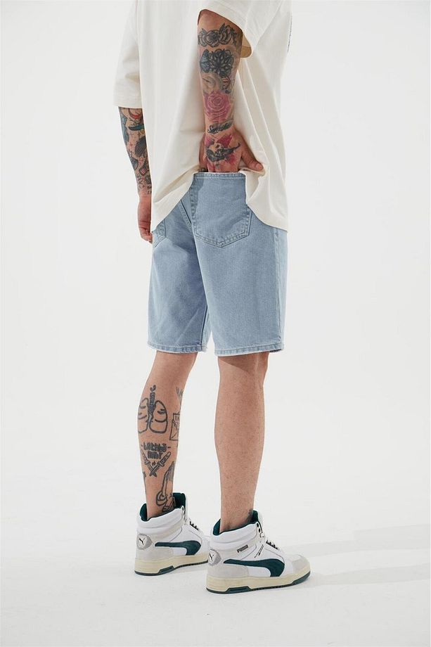 Erkek Loose Fith Denim Açık Mavi Bermuda Şort - 2