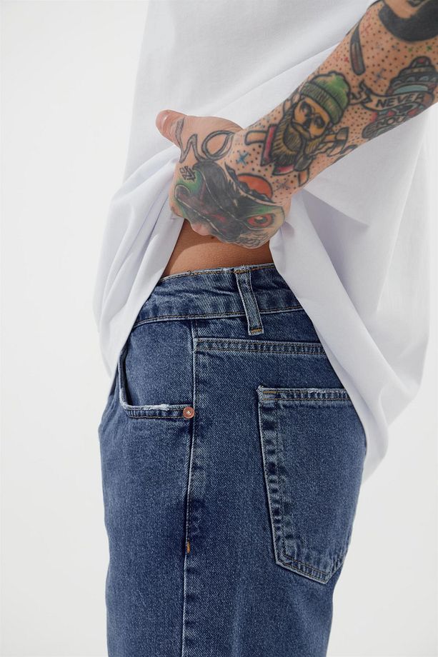 Erkek Loose Fith Denim Koyu Mavi Bermuda Şort - 4