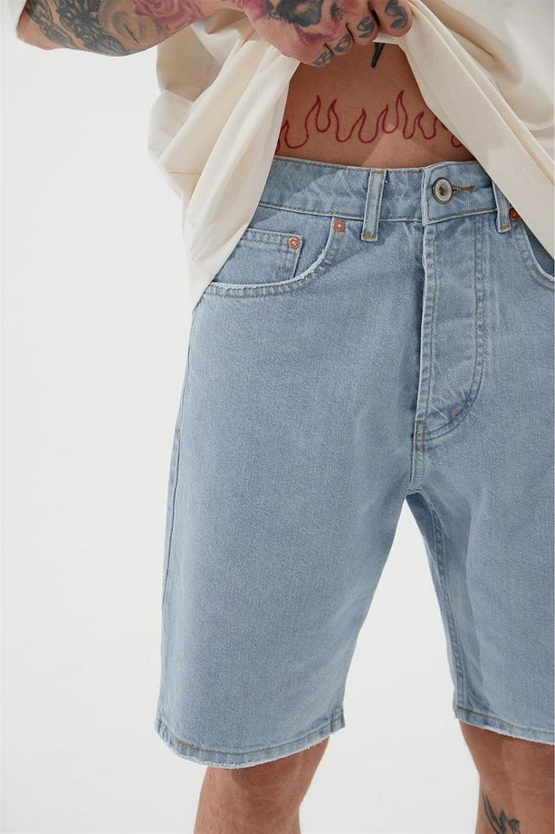 Erkek Loose Fith Denim Açık Mavi Bermuda Şort - 3