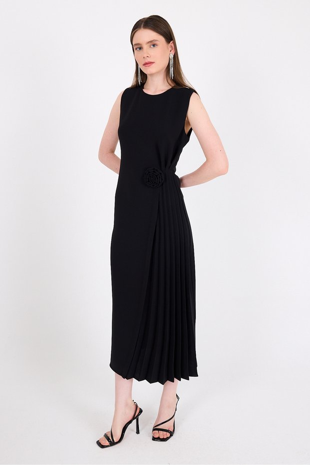 Black Floral Detailed Pleated Midi Evening Dress 251671