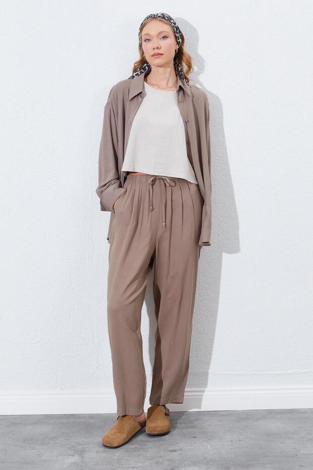Women's Soil Waist Elastic Carrot Cut Linen Trousers