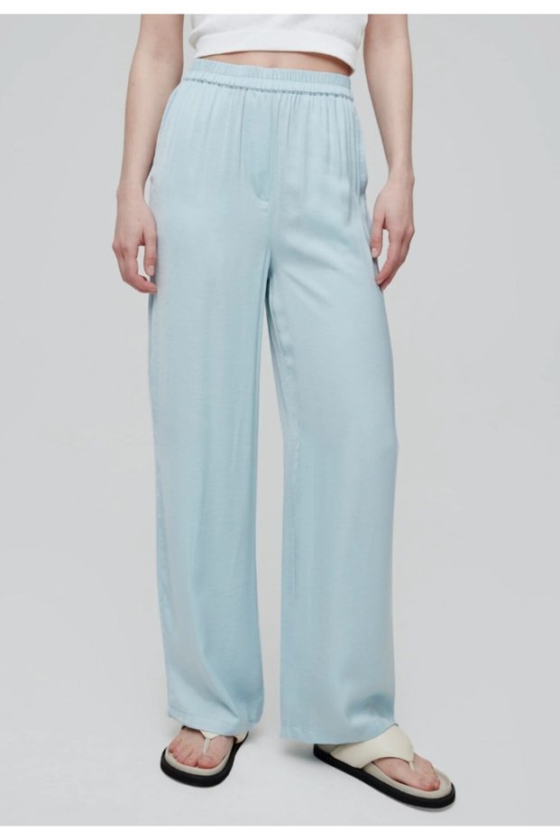 - Pantaloni largi bleu Benja