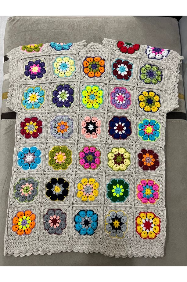 El örgüsü motif tığ işi yelek - 3