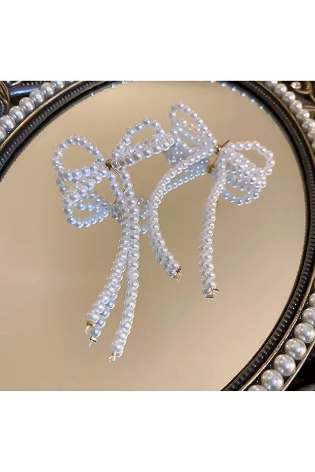 Elegant Pearl Bow Women's Earrings - Experience Elegance and Elegance Together