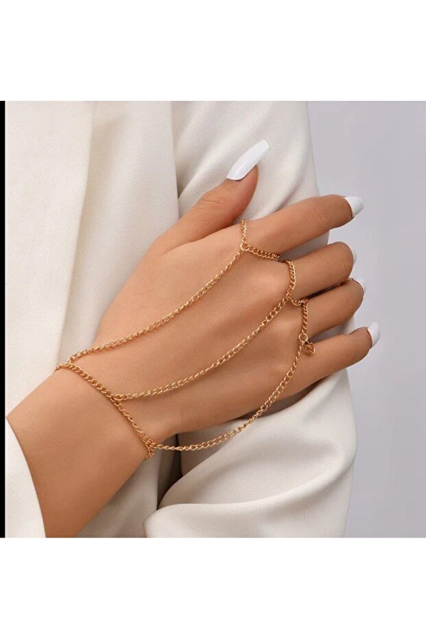 Stylish Women's Chain Model Shahmeran Bracelet