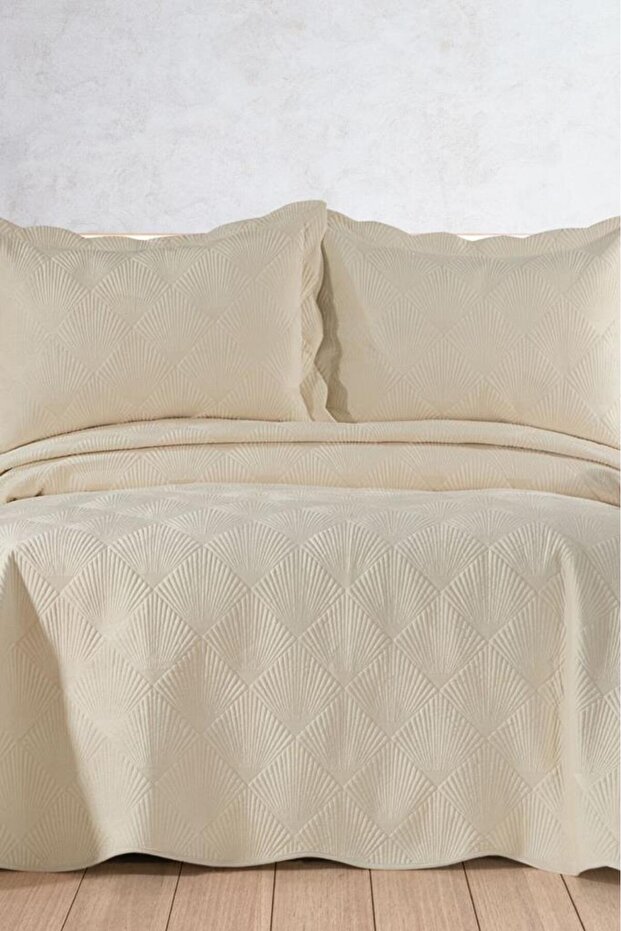 Arzen Embroidered Velvet Double Bedspread 250X260 Ecru