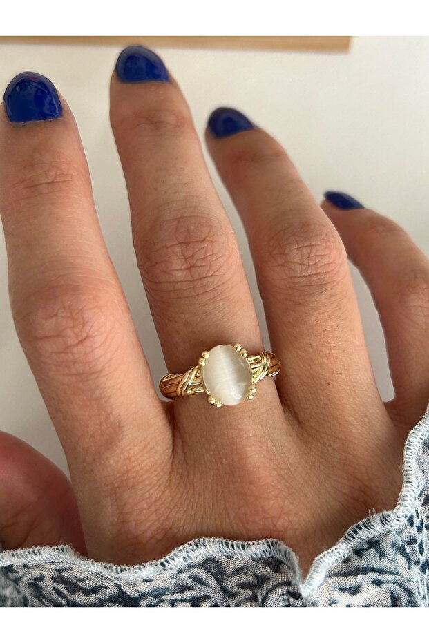 Gold Ring with Cat's Eye Stone - 4