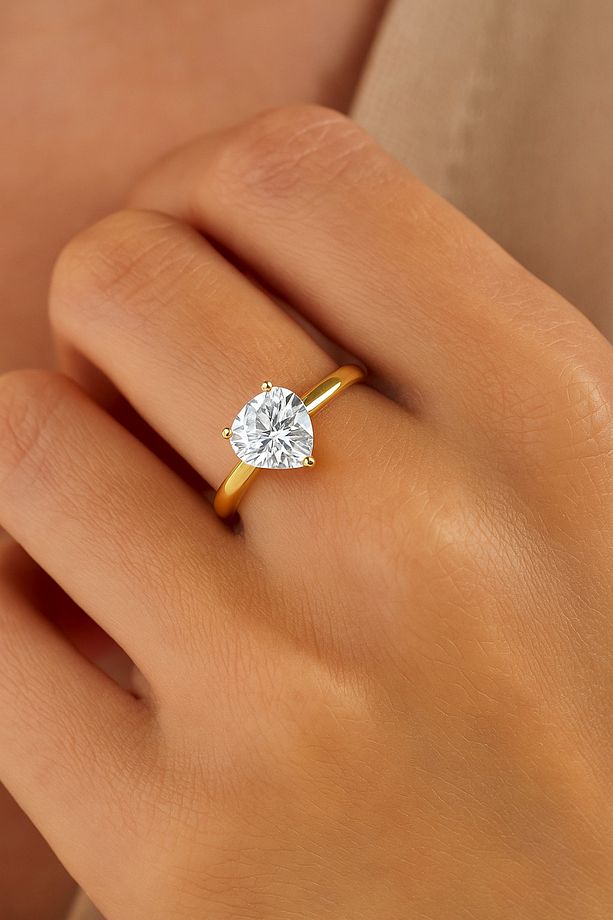 Işıklı kutuda 2 karat kalp tektaş yüzük - 2