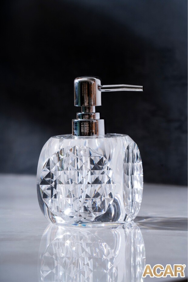 Acrylic liquid soap dispenser - 1