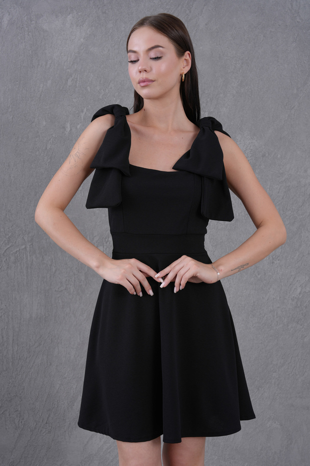 Women's Crepe Fabric Bow Strap Detail Square Neck Mini Black Evening Dress 2030