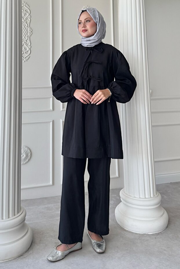 Knotted Shabby Black Suit