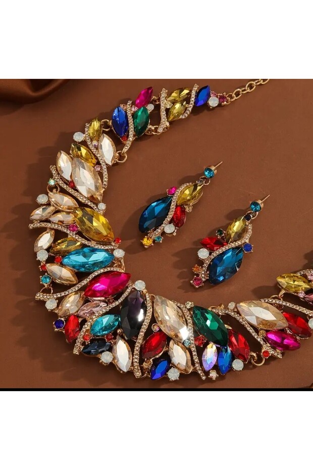 Renkli kolye seti - 4