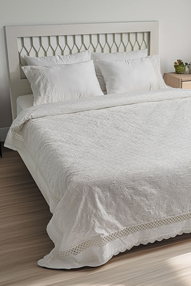 Queen Embroidered Cotton Satin Double 6 Piece Duvet Cover Set