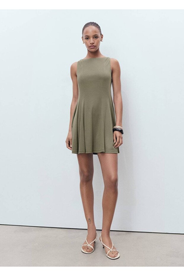 Pileli evaze elbise - 2