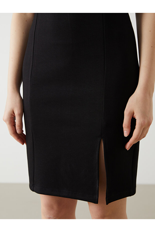 Rochie cu decolteu - 4