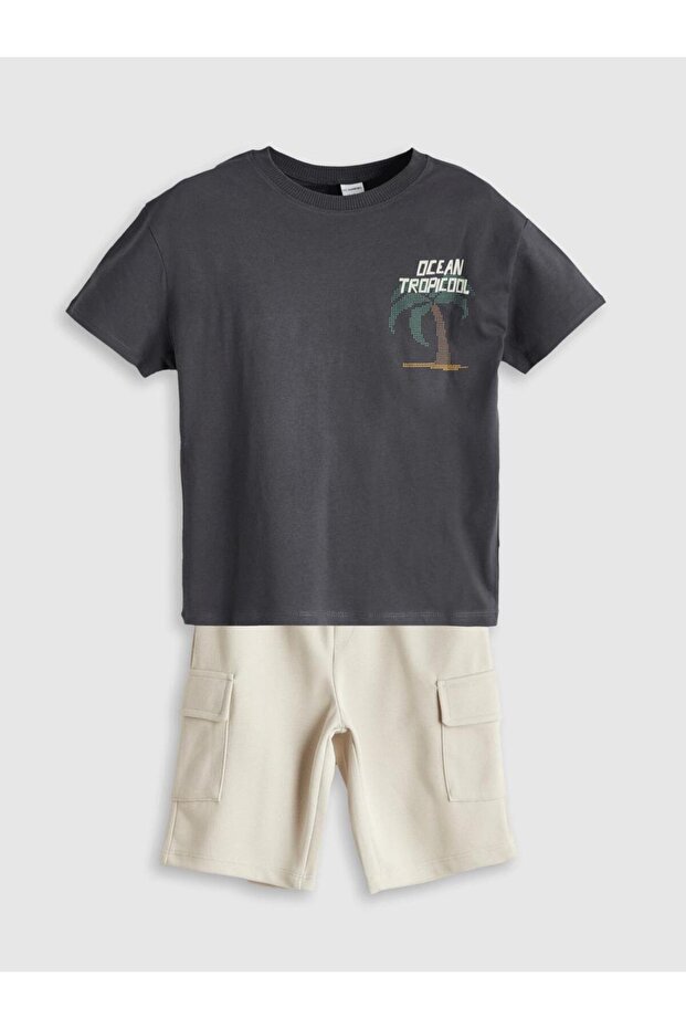 Printed Boys' T-Shirt and Pocketed Shorts 2-Piece Set