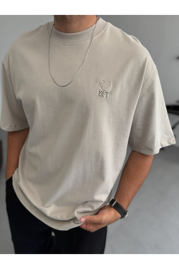 Taş Kalp Nakışlı Basic T-Shirt TW-1140 - 4