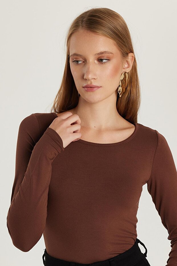 Kadın Slim Fit Dar Kesim Uzun Kollu Viskon Kahverengi Bluz - 3