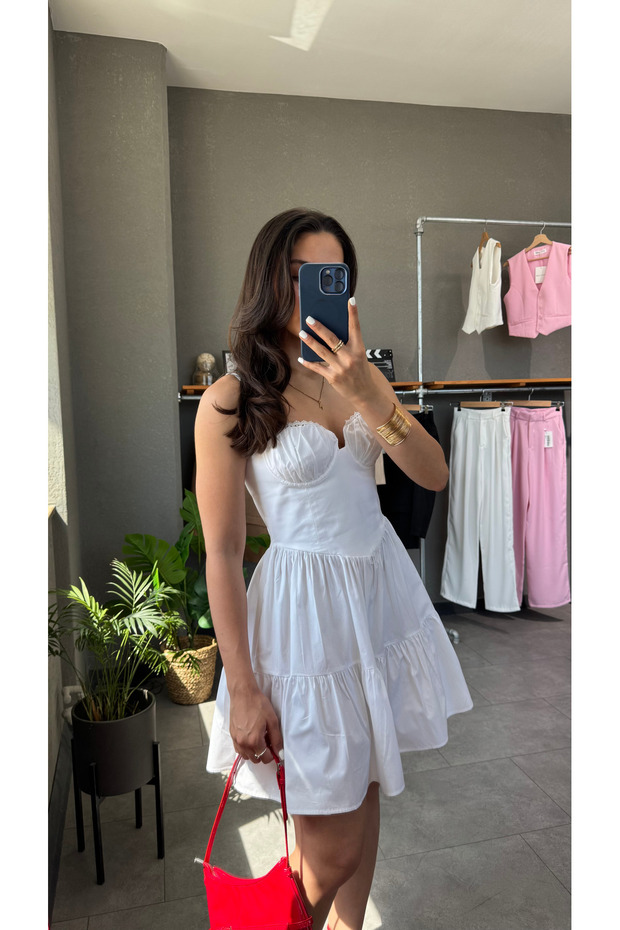 Mini haljina sa dekoltom u obliku srca - 4