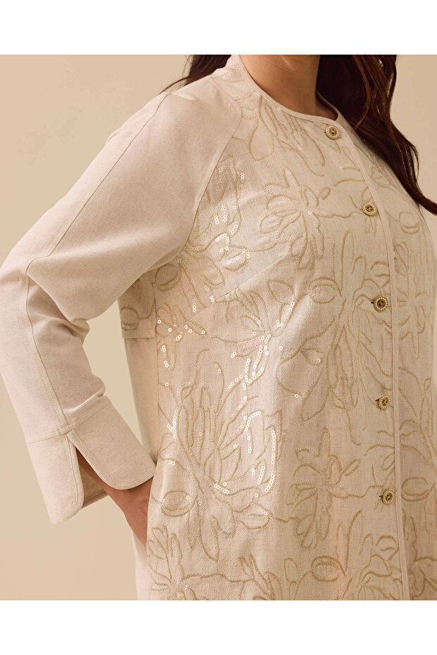 Plus Size Sequin Embroidered Button Cap - 4