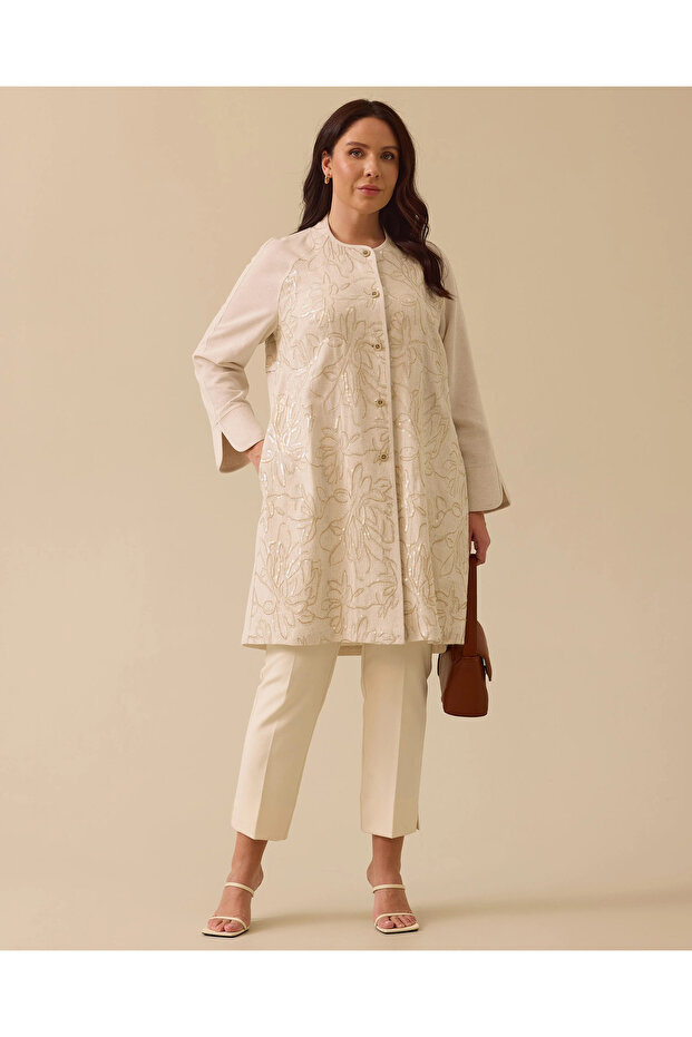 Plus Size Sequin Embroidered Button Cap - 1