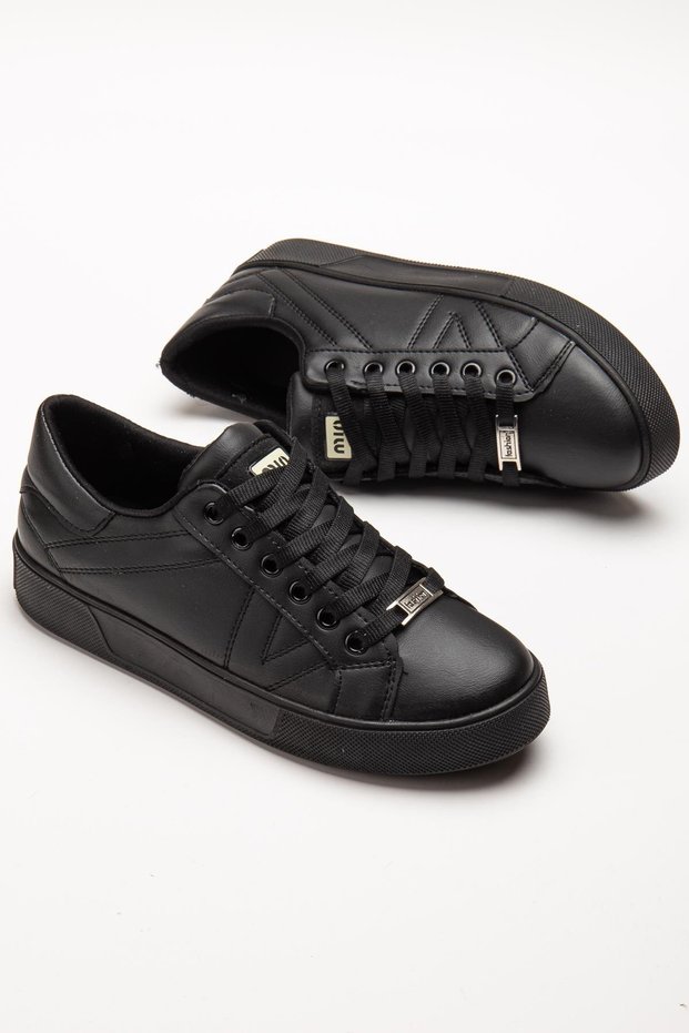 Women's Casual Sports Shoes Black Thin Sole Lace-Up