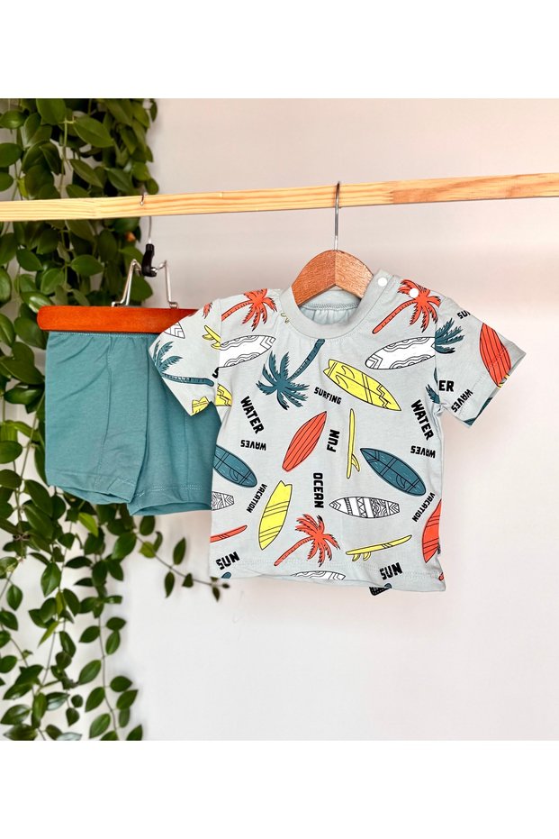 100% Cotton Summer 2-Piece Unisex Baby Set – Palm T-Shirt and Green Shorts