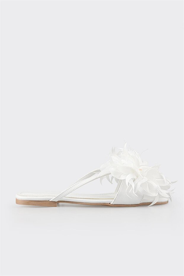 White Women's Flat Slippers