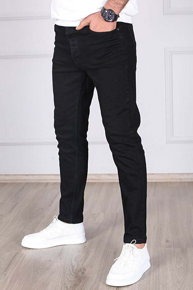 Men's Black Slim Fit Jeans