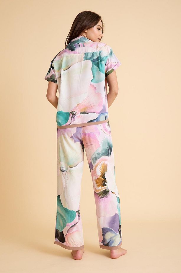 Paradise Çiçek Desenli Ultra Hafif Viskon İpeksi Pijama Set - 4